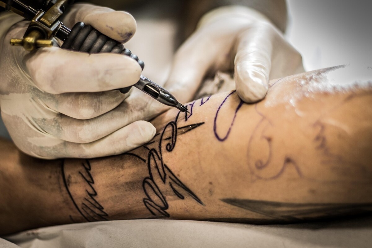 tatuaggio su smagliatura