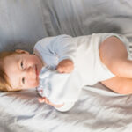 neonato-non-dorme-150x150 Neonato non dorme: perché succede e cosa fare Neonato non dorme: perché succede e cosa fare Figli