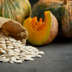 semi-di-zucca-in-gravidanza-150x150 Semi di zucca in gravidanza: si possono mangiare? Semi di zucca in gravidanza: si possono mangiare? Salute e benessere