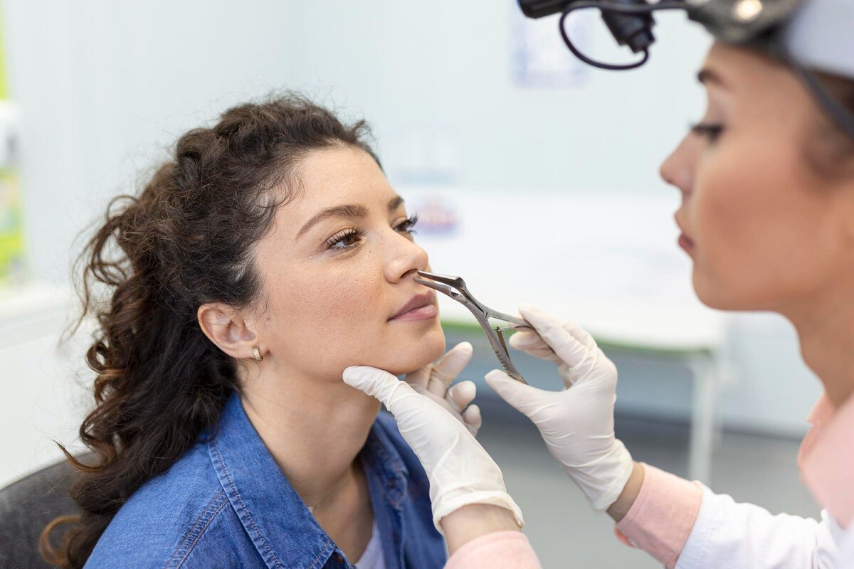 Valutazione del naso prima della rinoplastica: dorso, punta, base, cute e proporzioni Salute e benessere 